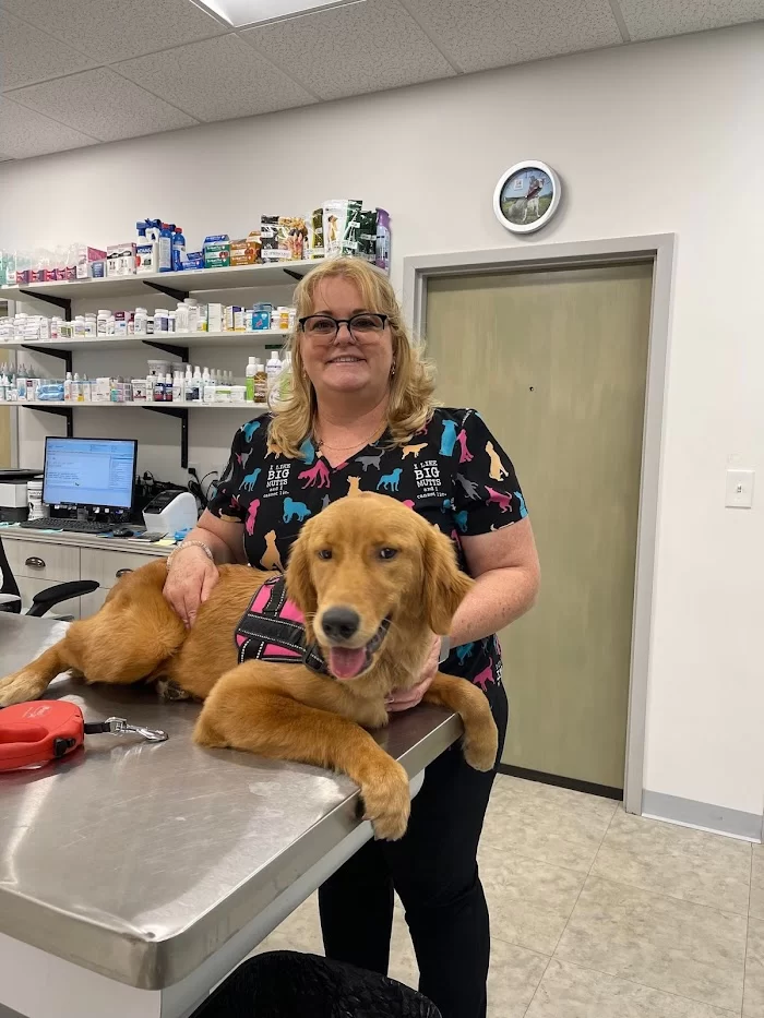 Santos Animal Clinic 12
