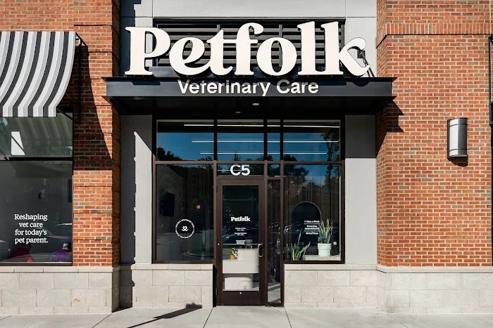 Petfolk Veterinary & Urgent Care - North Miami 7