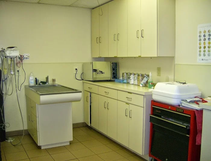 Arch Creek Animal Clinic 12