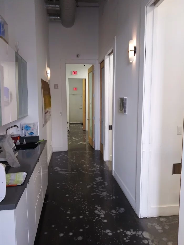 EdgeWater Pet Clinic 12