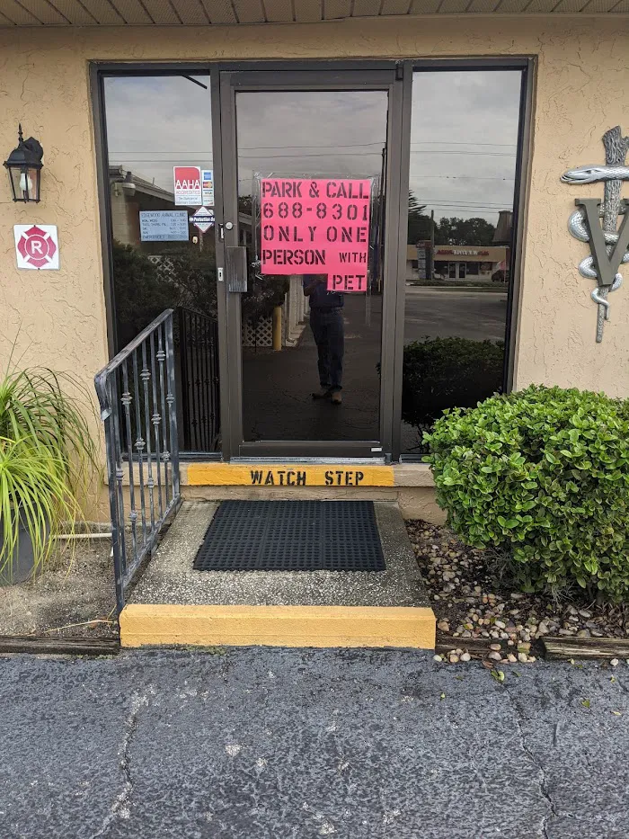 Edgewood Animal Clinic 12