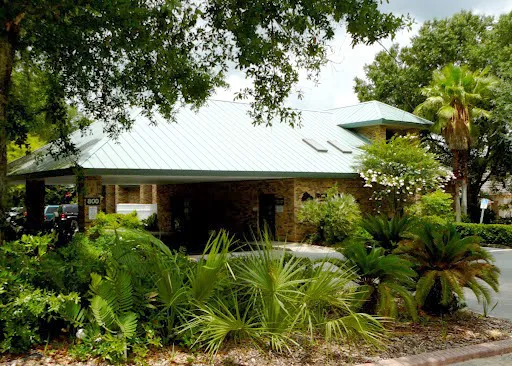 River Oaks Animal Hospital 6