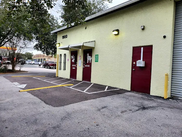 Pet Pal Veterinary Clinic 8