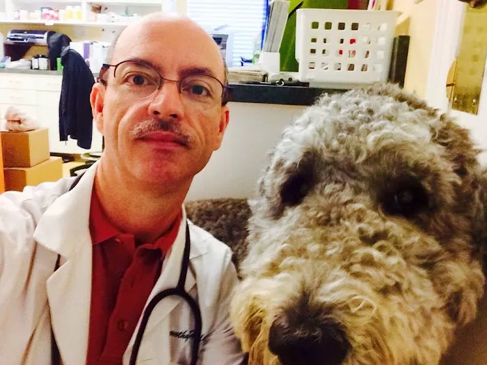 Cross Creek Animal Medical Centre 12