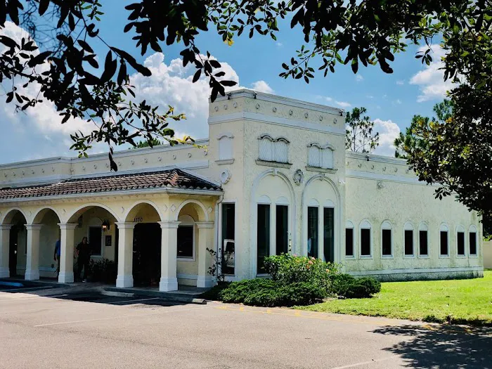 Aloma Jancy Animal Hospital 12