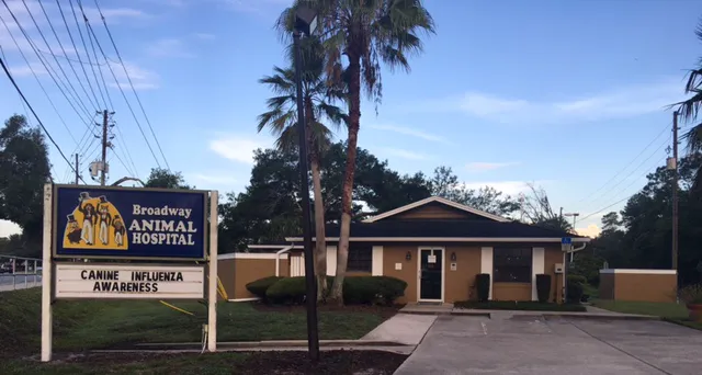 Broadway Animal Hospital 12
