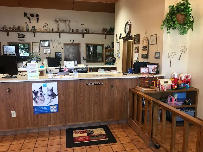 Cactus Pet Hospital LLC 5