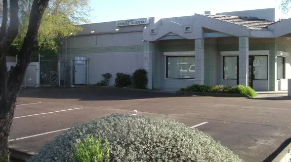 Canyon Animal Hospital 2