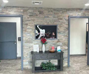 Moon Valley Animal Hospital