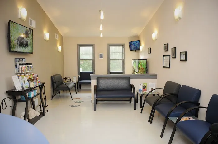 Glasgo Memorial Veterinary Hospital 12