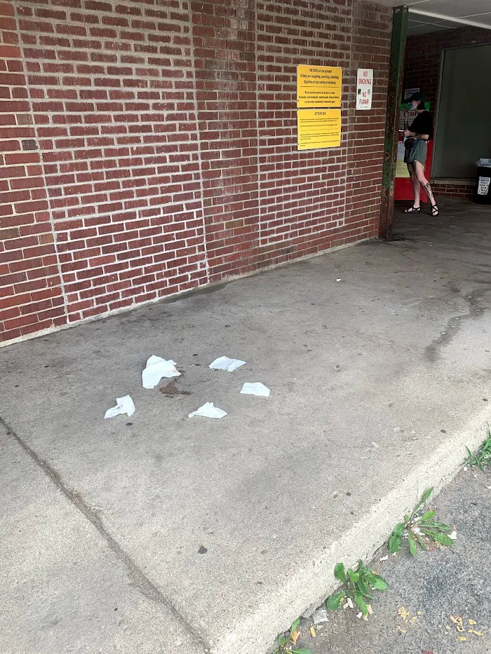 West Michigan Street Veterinary Clinic 9