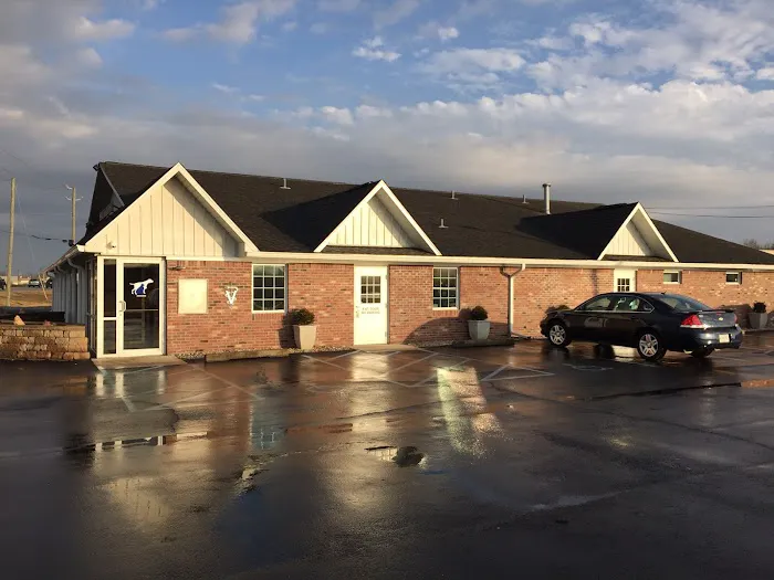 Brookville Road Animal Hospital 12