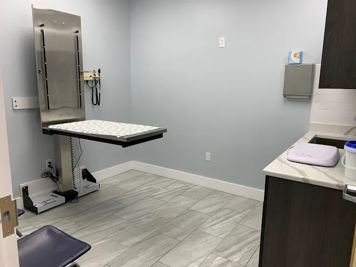 Animals First + Veterinary Hospital & Urgent Care 12
