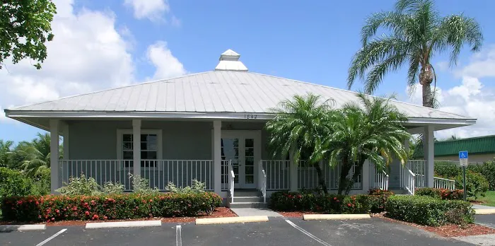 Marco Veterinary Hospital 3