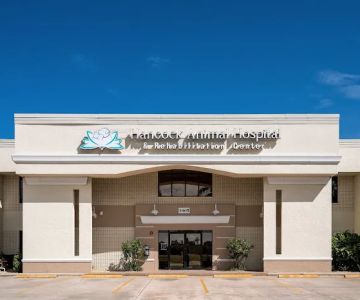 Hancock Animal Hospital & Rehabilitation Center