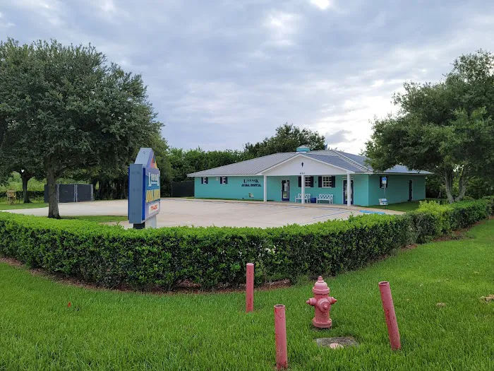 Live Oak Animal Hospital 12