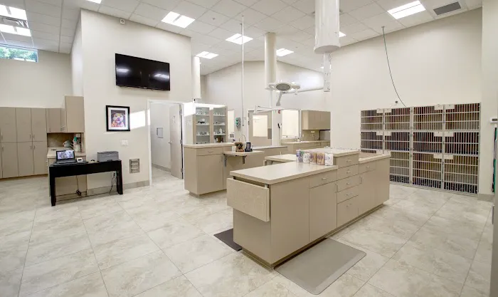 Guardian Veterinary Medical Center 12