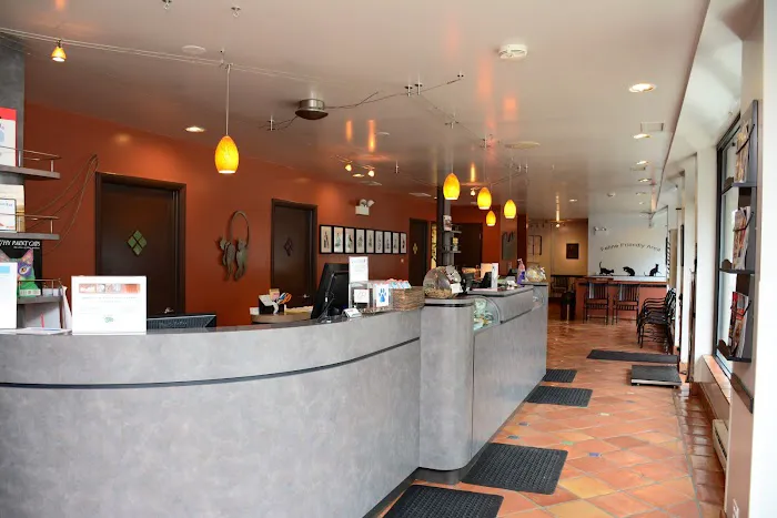 Family Pet Animal Hospital, A Thrive Pet Healthcare Partner 1