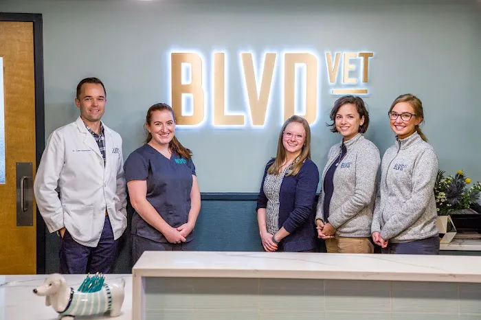 BLVD Vet River North 12