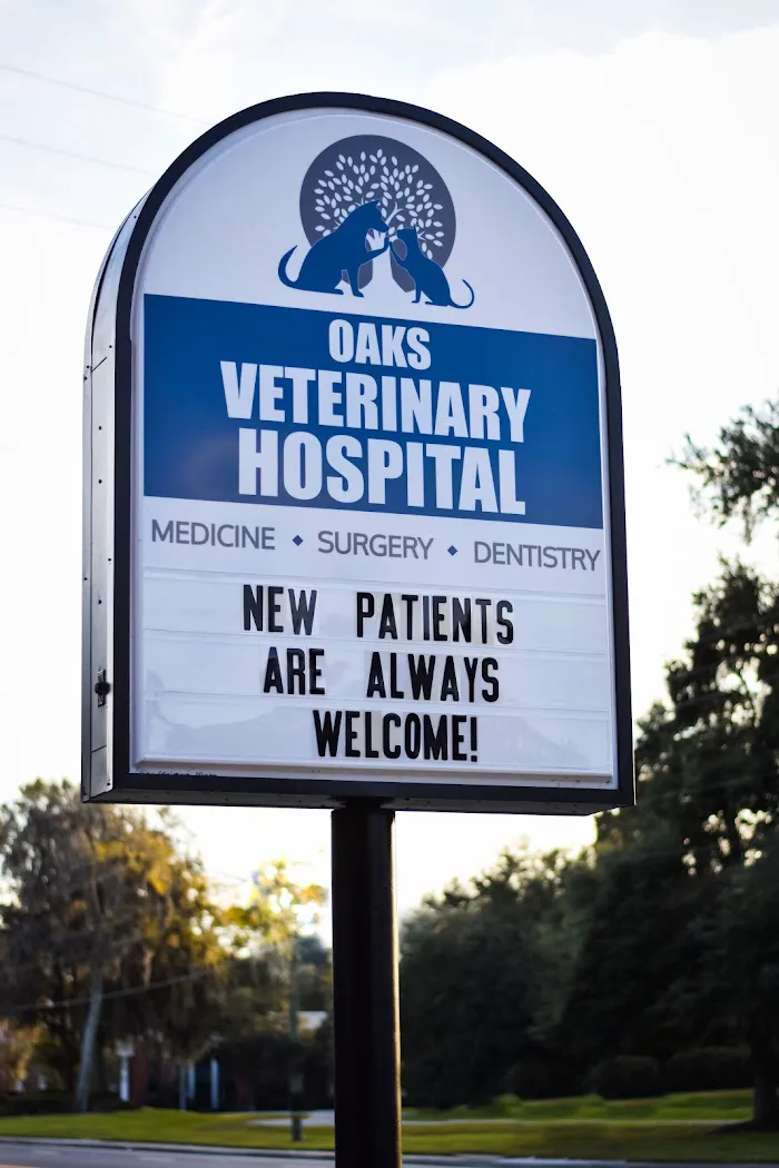 Oaks Veterinary Hospital 12
