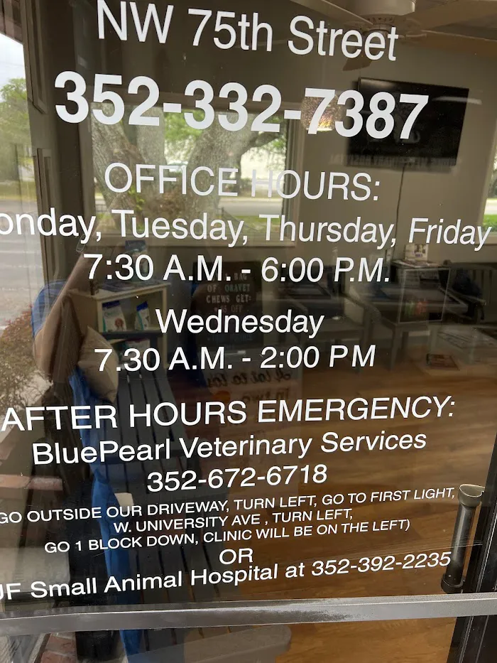 Oaks Veterinary Hospital 12