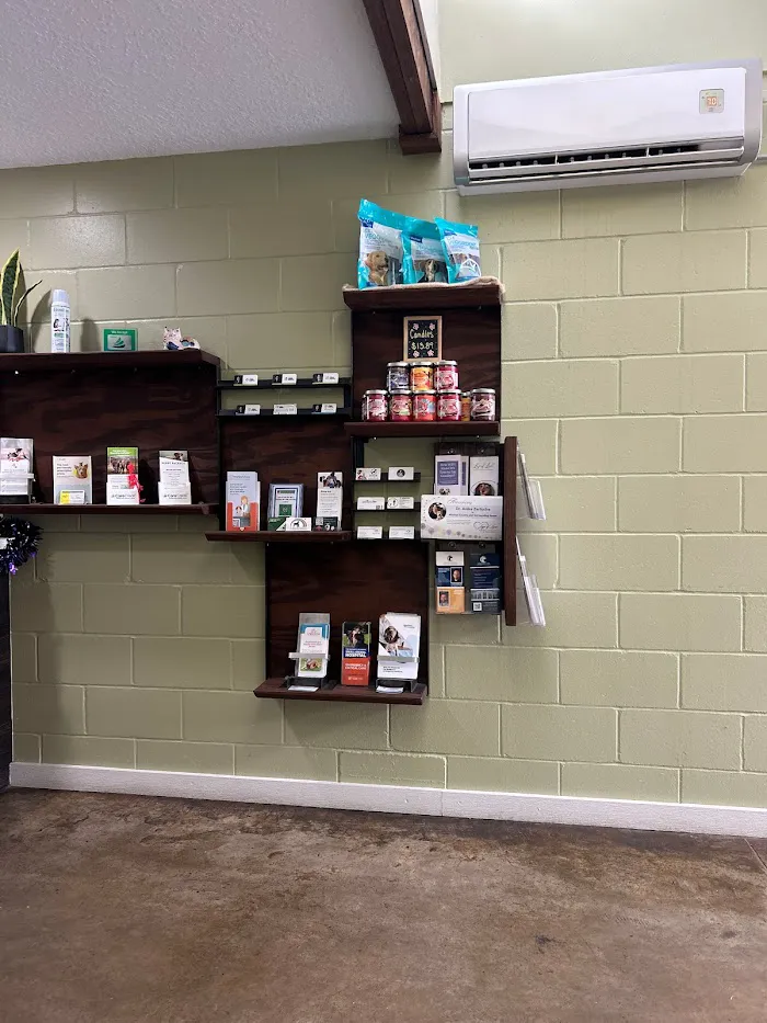 Newberry Animal Hospital Main St. 12