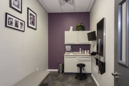 The Veterinary Center At Hunters Crossing