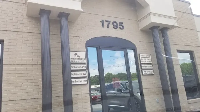 Hudson Bridge Animal Clinic 12