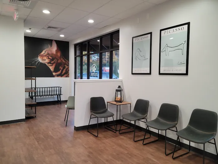 Pathway Animal Hospital and Urgent Care 12