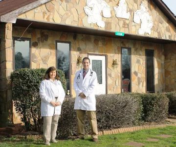 Animal Amour Veterinary Hospital & Pet Lodge