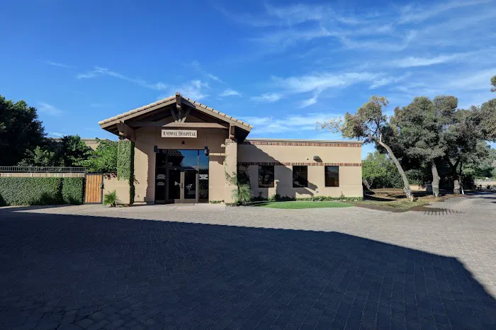 Applewood Animal Hospital 7