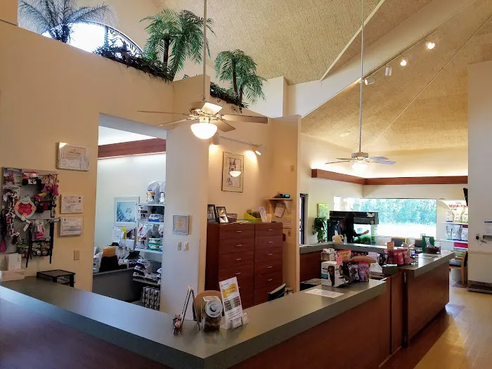 Tuscawilla Animal Hospital 12