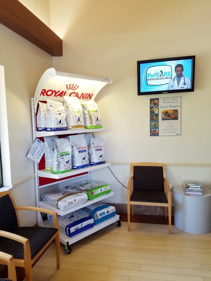 Tuscawilla Animal Hospital 12
