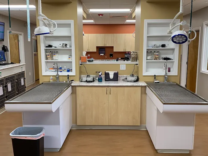 Westmonte Animal Clinic 12