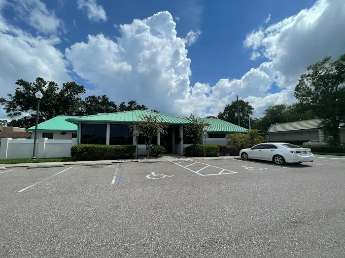 Longwood Veterinary Clinic 12