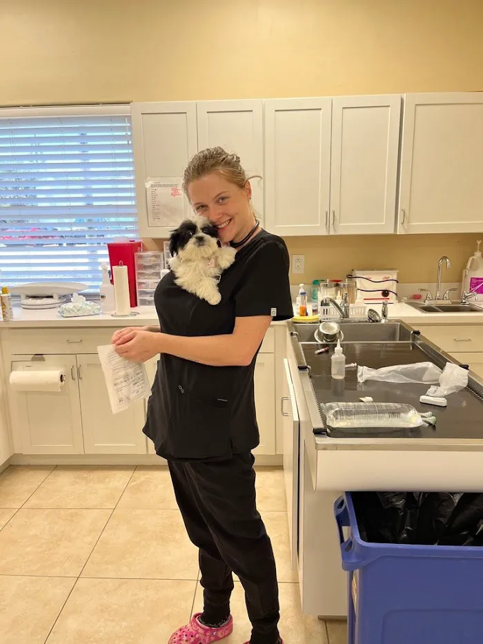 Grace Veterinary Center 12