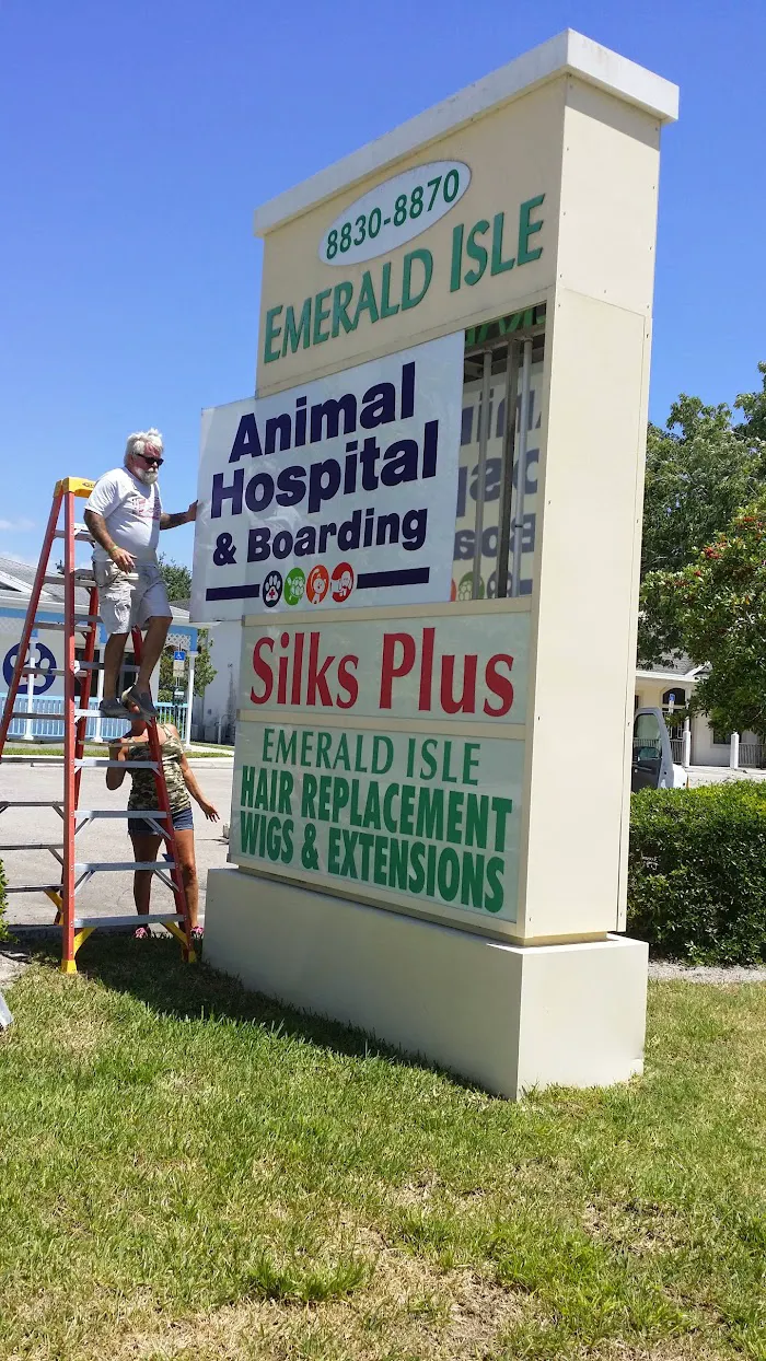 Animal Hospital of Bonita and Boarding 9