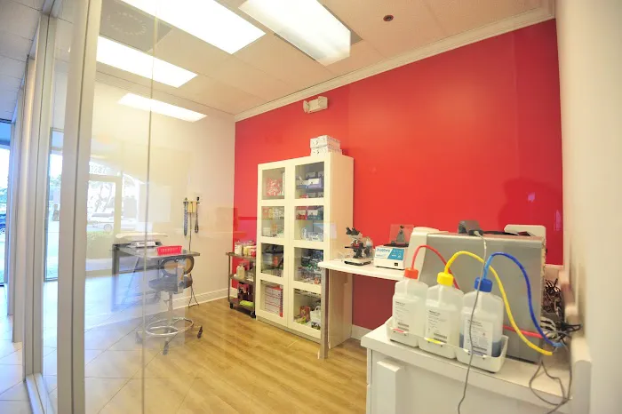 Pet Diagnostics/Animeds Pharmacy 12
