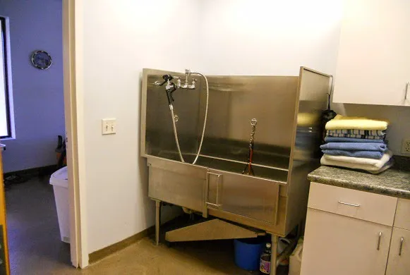 Donald Ross Village Animal Hospital 12