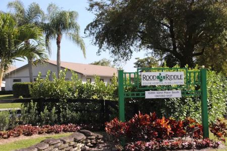 Rood & Riddle Equine Hospital in Wellington