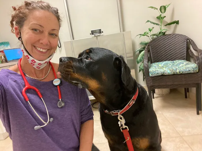 AcuVetDoc Veterinary Reproduction & Animal Care Wellness Clinic 12