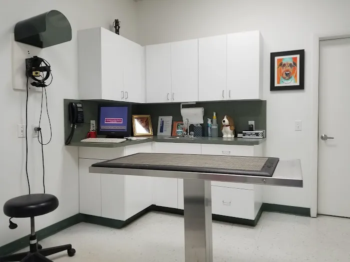 Animal Eye Specialty Clinic - West Palm Beach 12
