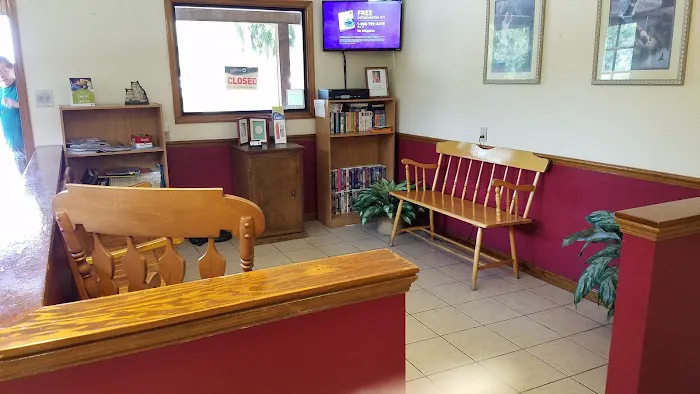 Skylark Animal Hospital 12