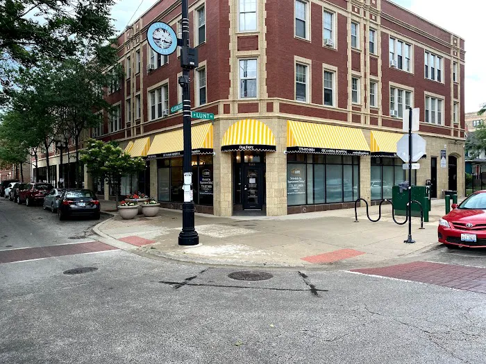 Oz Animal Hospital Rogers Park 12