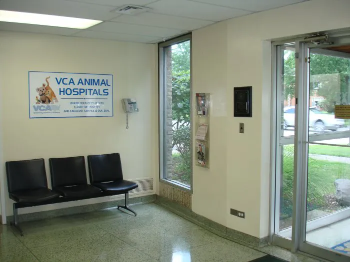 VCA Berwyn Animal Hospital 12