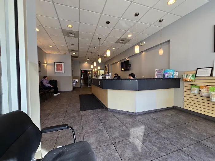 Roscoe Village Animal Hospital 12
