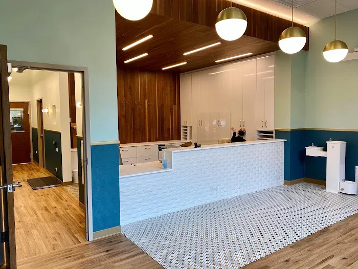 BLVD Vet Ravenswood 12