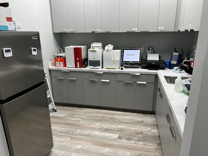 Tricounty Veterinary Emergency Clinic 12