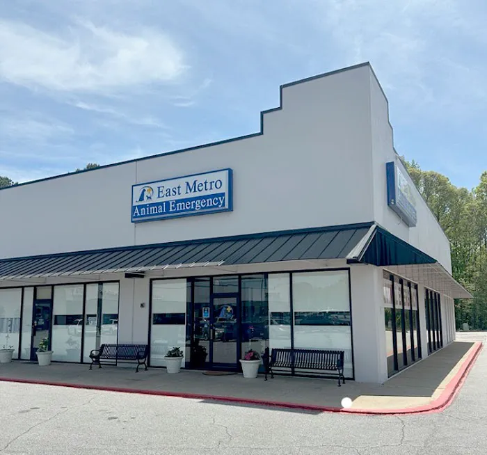 East Metro Animal Emergency Clinic 12