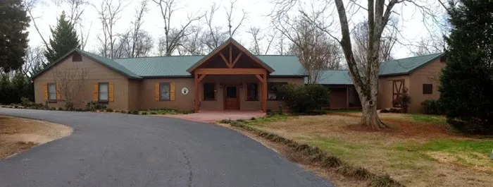 Barnesville Animal Clinic 12